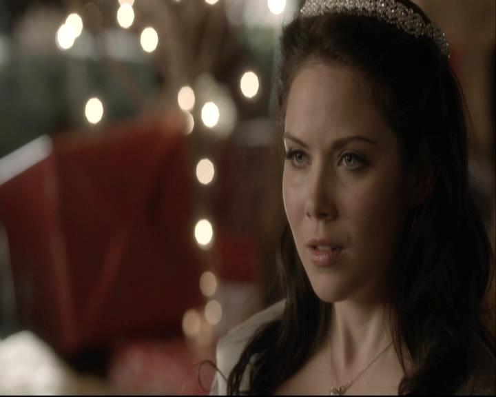 VampireDiariesWorld-dot-org_DeletedScenes-4x09OComeAllYeFaithful0088.jpg VampireDiariesWorld-dot-org_DeletedScenes-4x09OComeAllYeFaithful0088.jpg