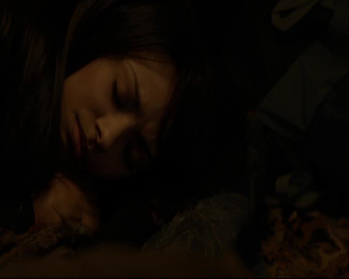 VampireDiariesWorld-dot-org_DeletedScenes-4x13IntoTheWild0051.jpg