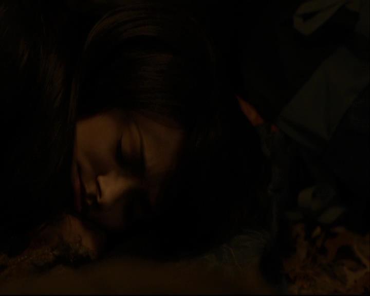 VampireDiariesWorld-dot-org_DeletedScenes-4x13IntoTheWild0052.jpg