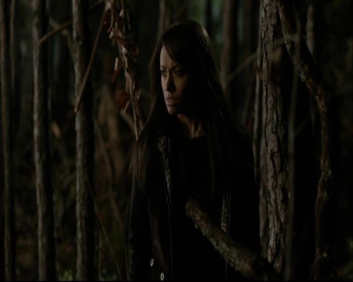 VampireDiariesWorld-dot-org_DeletedScenes-4x13IntoTheWild0086.jpg