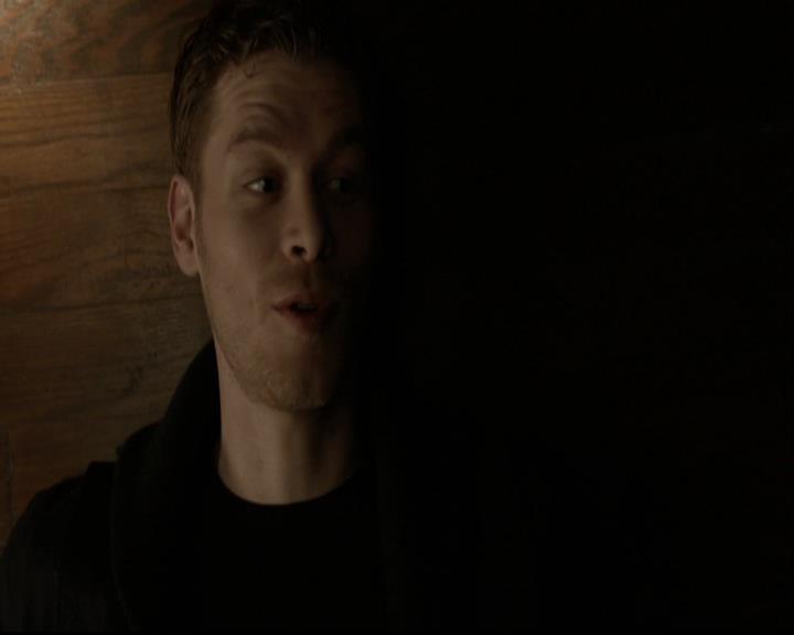VampireDiariesWorld-dot-org_DeletedScenes-4x14DownTheRabbitHole0041.jpg