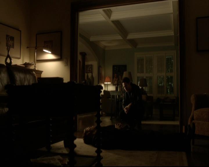 VampireDiariesWorld-dot-org_DeletedScenes-4x14DownTheRabbitHole0066.jpg