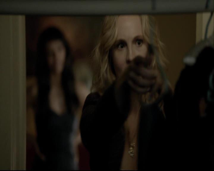 VampireDiariesWorld-dot-org_DeletedScenes-4x19PicturesOfYou0004.jpg