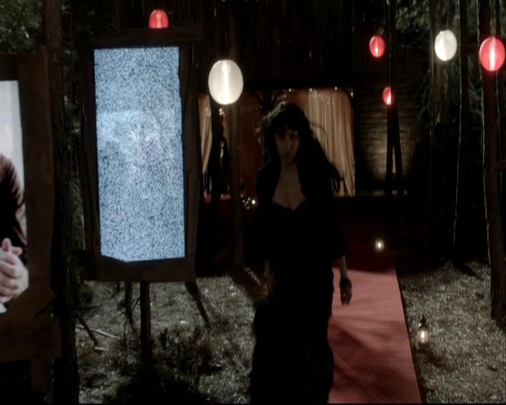 VampireDiariesWorld-dot-org_DeletedScenes-4x19PicturesOfYou0089.jpg VampireDiariesWorld-dot-org_DeletedScenes-4x19PicturesOfYou0089.jpg