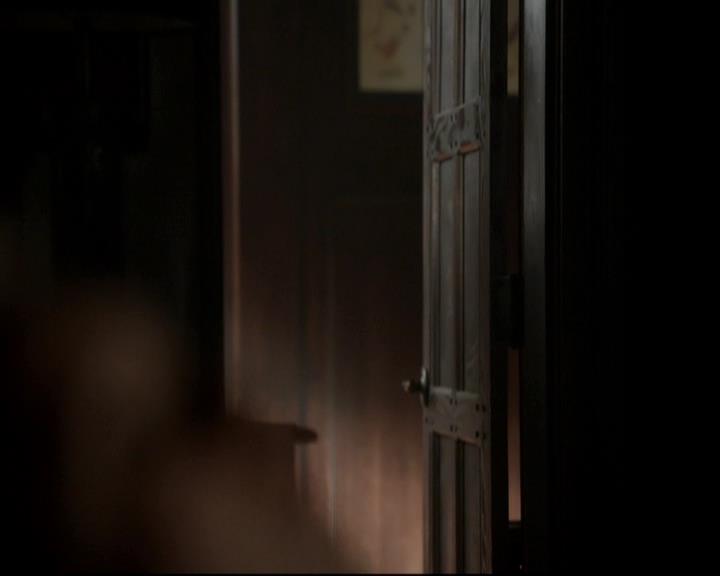 VampireDiariesWorld-dot-org_DeletedScenes-4x21ShesComeUndone0008.jpg