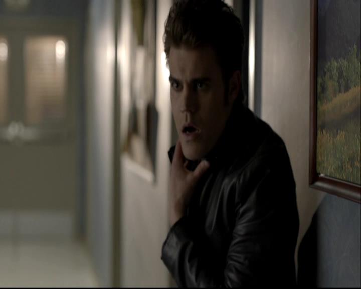 VampireDiariesWorld-dot-org_DeletedScenes-4x22TheWalkingDead0066.jpg