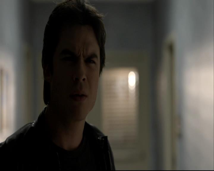 VampireDiariesWorld-dot-org_DeletedScenes-4x22TheWalkingDead0072.jpg