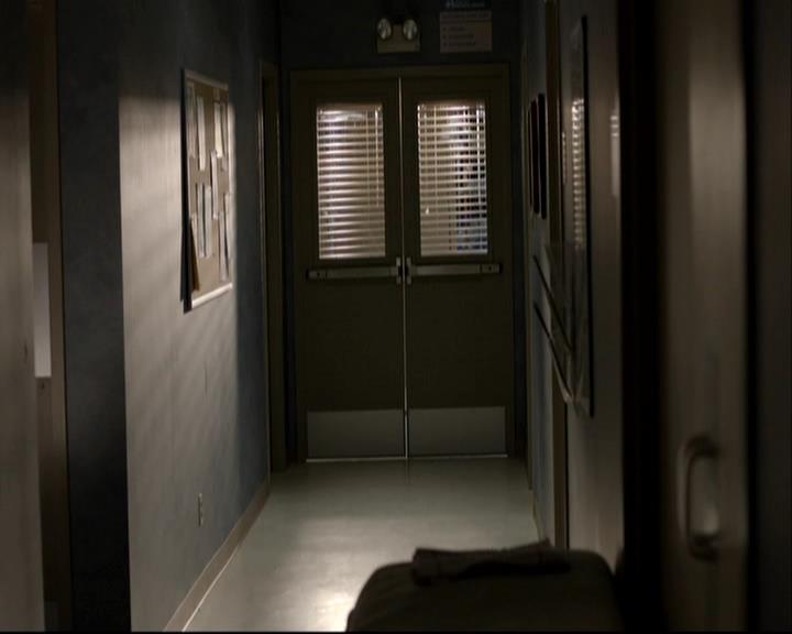 VampireDiariesWorld-dot-org_DeletedScenes-4x22TheWalkingDead0075.jpg