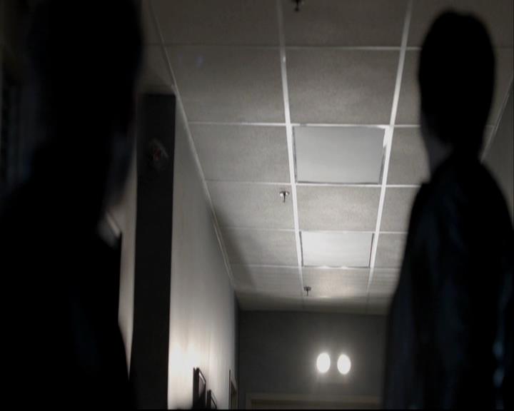 VampireDiariesWorld-dot-org_DeletedScenes-4x22TheWalkingDead0104.jpg