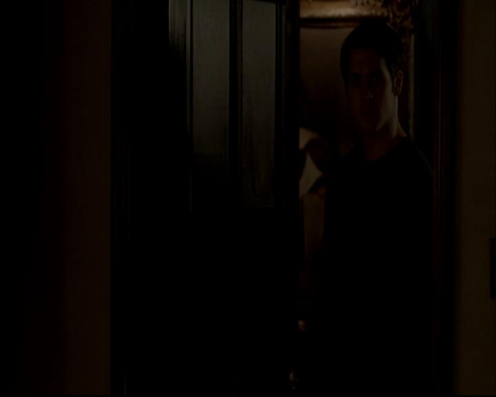 VampireDiariesWorld-dot-org_DeletedScenes-4x23Graduation0001.jpg