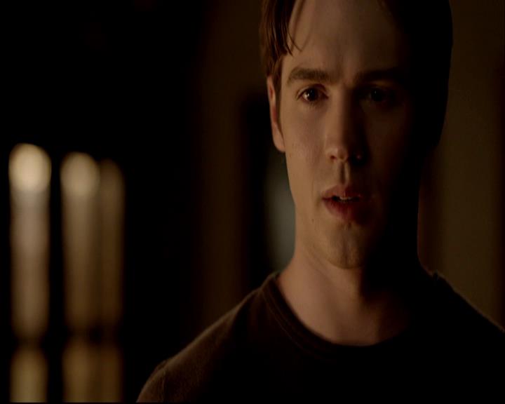 VampireDiariesWorld-dot-org_DeletedScenes-4x23Graduation0018.jpg