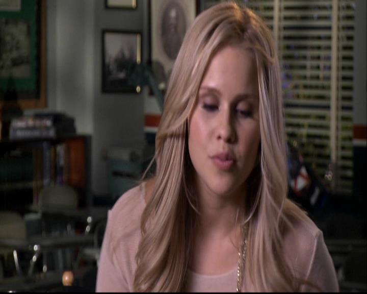 VampireDiariesWorld-dot-org_BloodBoysandBadBehavior-BecomingAVampire0139.jpg