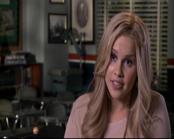 VampireDiariesWorld-dot-org_BloodBoysandBadBehavior-BecomingAVampire0142.jpg