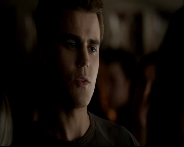 VampireDiariesWorld-dot-org_BloodBoysandBadBehavior-BecomingAVampire0237.jpg