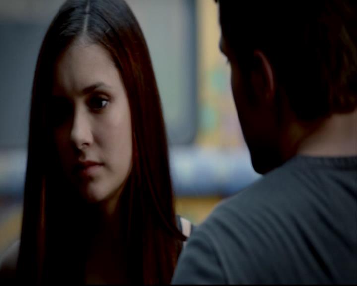 VampireDiariesWorld-dot-org_BloodBoysandBadBehavior-BecomingAVampire0256.jpg