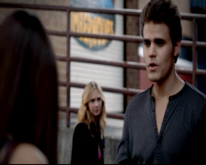 VampireDiariesWorld-dot-org_BloodBoysandBadBehavior-BecomingAVampire0259.jpg
