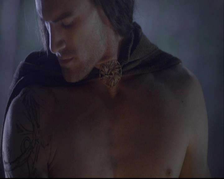 VampireDiariesWorld-dot-org_InkingTheBrotherhoodTheHuntersMark0010.jpg