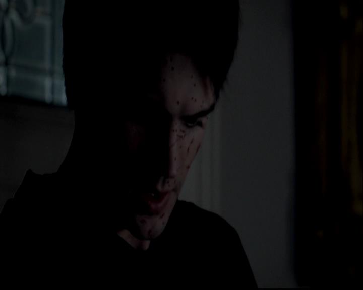 VampireDiariesWorld-dot-org_InkingTheBrotherhoodTheHuntersMark0112.jpg