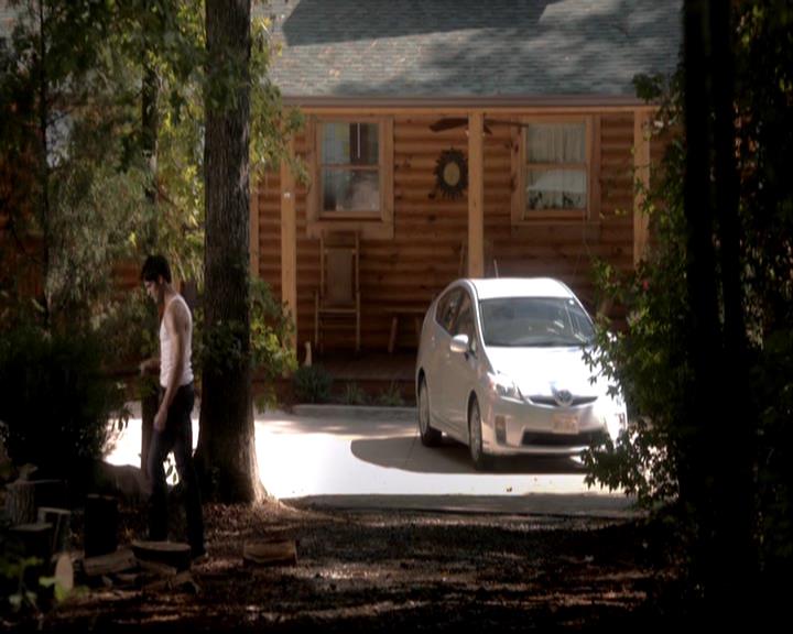 VampireDiariesWorld-dot-org_InkingTheBrotherhoodTheHuntersMark0126.jpg