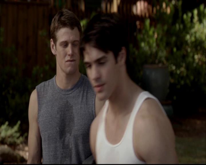 VampireDiariesWorld-dot-org_InkingTheBrotherhoodTheHuntersMark0177.jpg