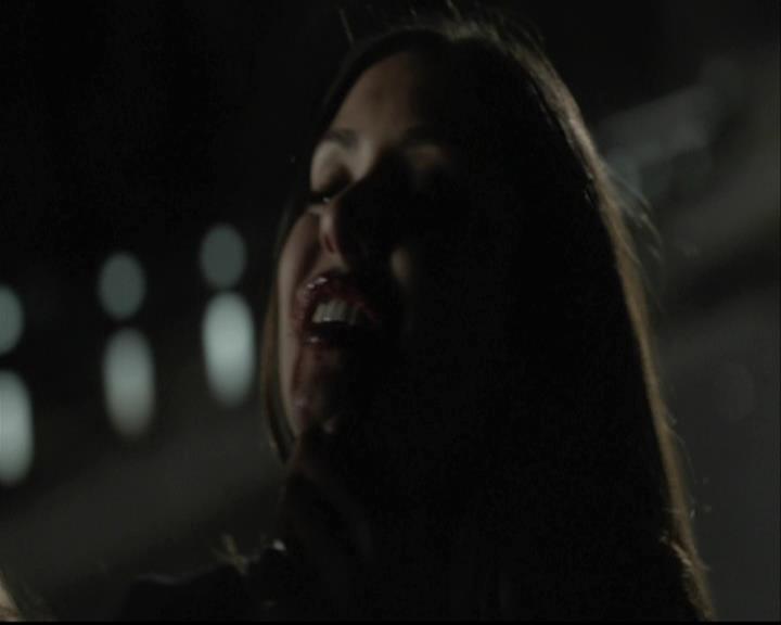VampireDiariesWorld-dot-org_S5-SecondBite-GagReel0041.jpg