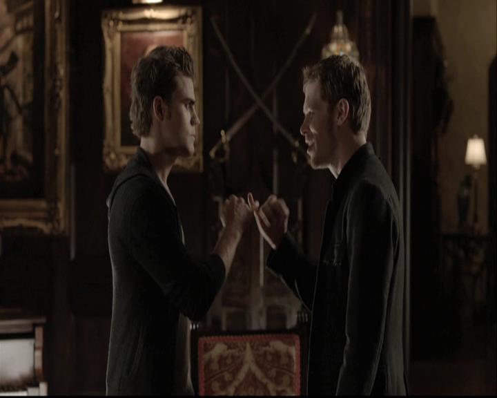 VampireDiariesWorld-dot-org_S5-SecondBite-GagReel0149.jpg