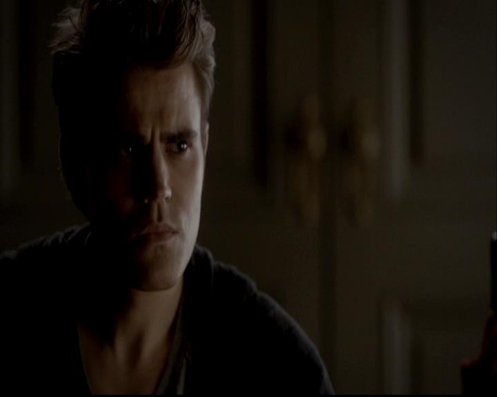 VampireDiariesWorld-dot-org_TVD-TheUltimatePropMaster0004.jpg
