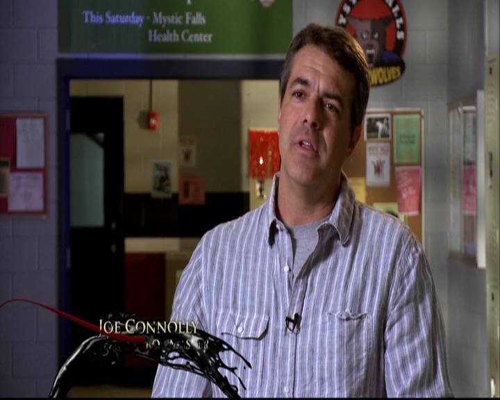 VampireDiariesWorld-dot-org_TVD-TheUltimatePropMaster0026.jpg