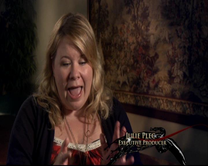 VampireDiariesWorld-dot-org_TVD-TheUltimatePropMaster0033.jpg