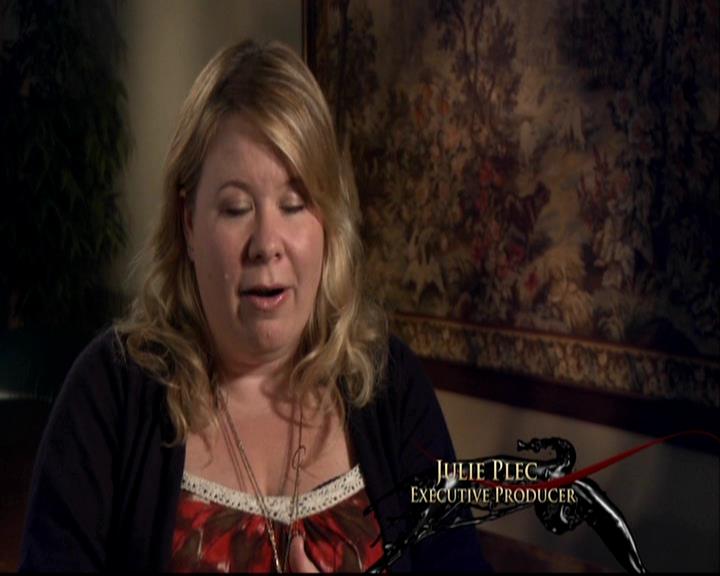 VampireDiariesWorld-dot-org_TVD-TheUltimatePropMaster0034.jpg
