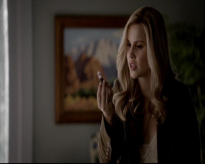 VampireDiariesWorld-dot-org_TVD-TheUltimatePropMaster0083.jpg
