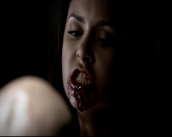 VampireDiariesWorld-dot-org_TheEvolutionOfElenaGilbert0006.jpg