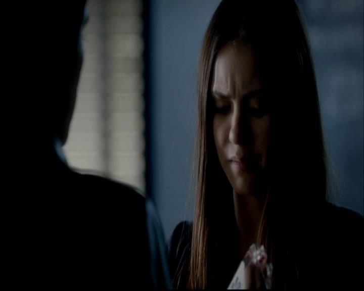 VampireDiariesWorld-dot-org_TheEvolutionOfElenaGilbert0127.jpg