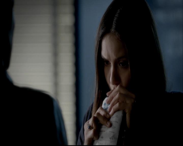VampireDiariesWorld-dot-org_TheEvolutionOfElenaGilbert0131.jpg