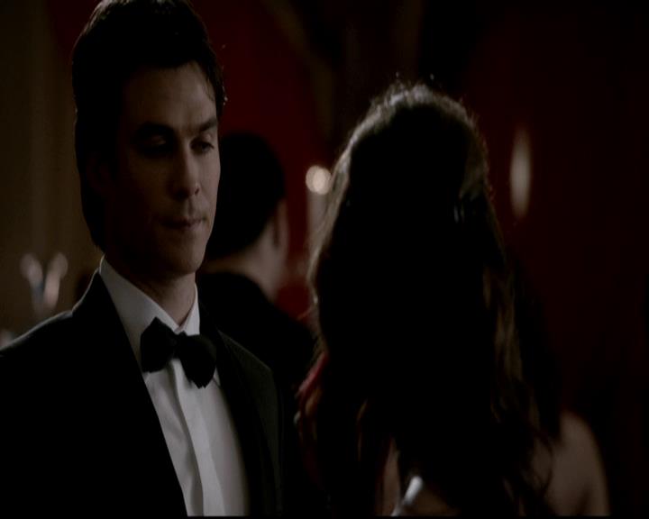 VampireDiariesWorld-dot-org_TheEvolutionOfElenaGilbert0337.jpg