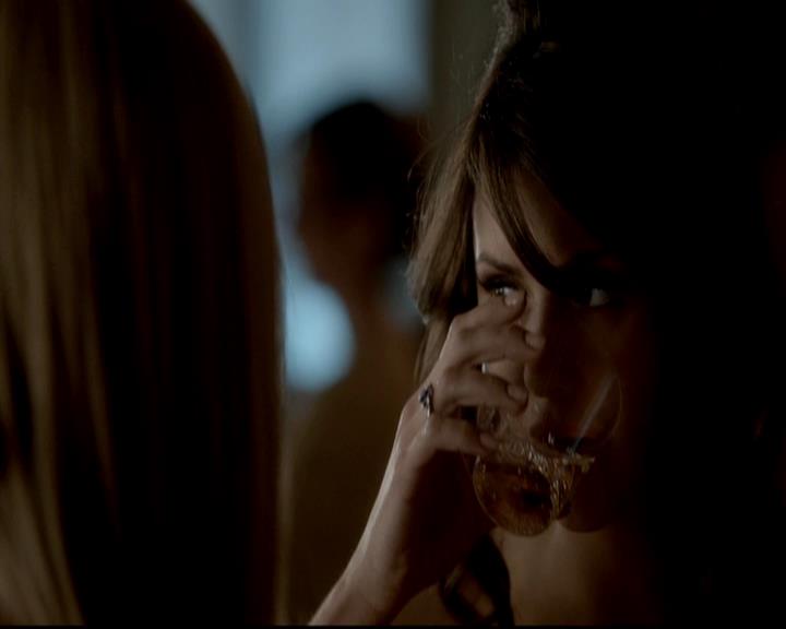 VampireDiariesWorld-dot-org_TheEvolutionOfElenaGilbert0397.jpg