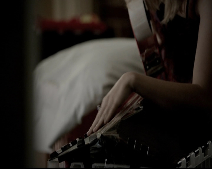 VampireDiariesWorld-dot-org_5x01IKnowWhatYouDidLastSummer0033.jpg