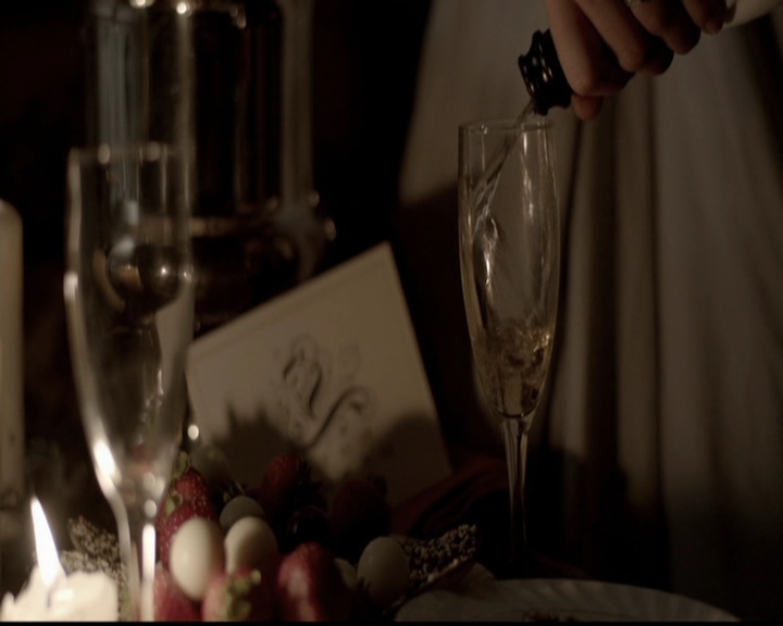 VampireDiariesWorld-dot-org_5x01IKnowWhatYouDidLastSummer0035.jpg