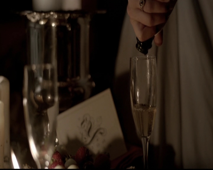 VampireDiariesWorld-dot-org_5x01IKnowWhatYouDidLastSummer0036.jpg