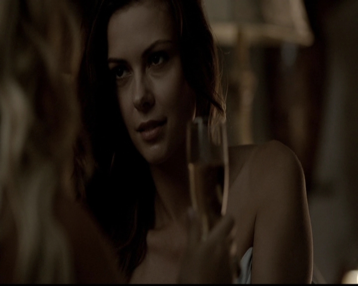VampireDiariesWorld-dot-org_5x01IKnowWhatYouDidLastSummer0050.jpg