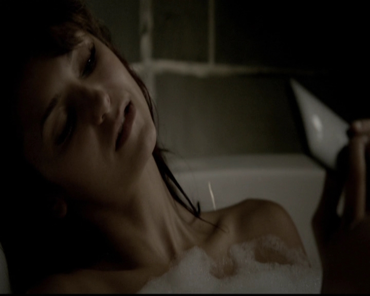 VampireDiariesWorld-dot-org_5x01IKnowWhatYouDidLastSummer0163.jpg