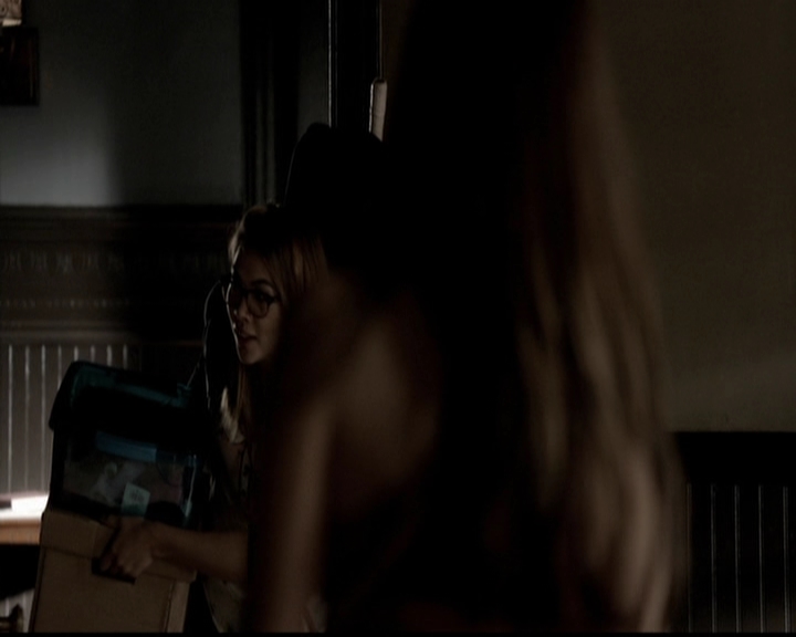 VampireDiariesWorld-dot-org_5x01IKnowWhatYouDidLastSummer0440.jpg