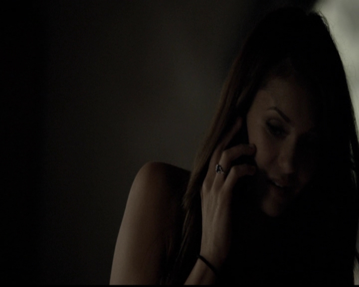 VampireDiariesWorld-dot-org_5x01IKnowWhatYouDidLastSummer0532.jpg