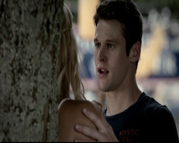 VampireDiariesWorld-dot-org_5x01IKnowWhatYouDidLastSummer0582.jpg