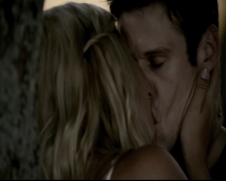 VampireDiariesWorld-dot-org_5x01IKnowWhatYouDidLastSummer0611.jpg