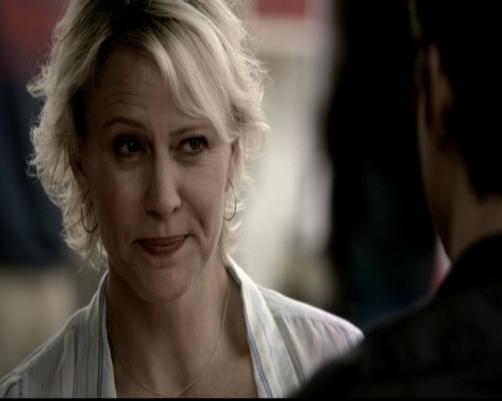 VampireDiariesWorld-dot-org_5x01IKnowWhatYouDidLastSummer0735.jpg