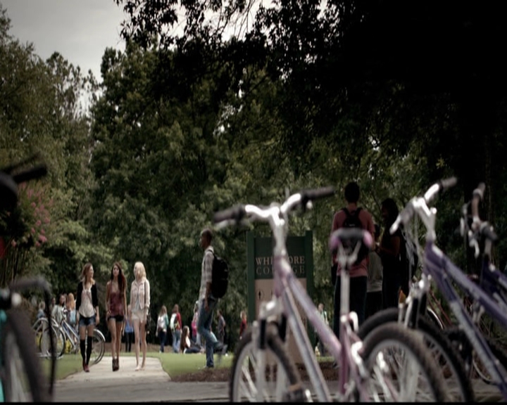 VampireDiariesWorld-dot-org_5x01IKnowWhatYouDidLastSummer0758.jpg