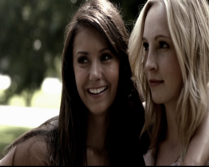 VampireDiariesWorld-dot-org_5x01IKnowWhatYouDidLastSummer0799.jpg
