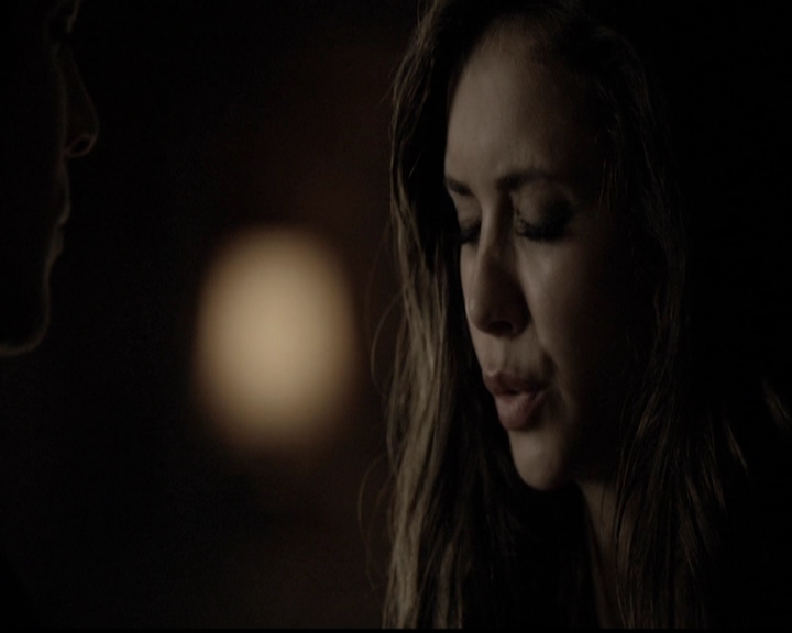 VampireDiariesWorld-dot-org_5x01IKnowWhatYouDidLastSummer0924.jpg