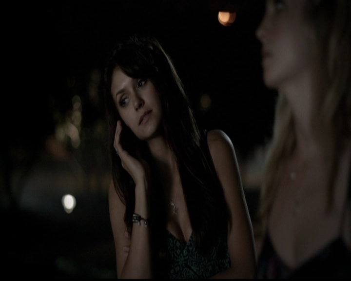 VampireDiariesWorld-dot-org_5x01IKnowWhatYouDidLastSummer1240.jpg